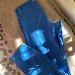 Lululemon Aligns 23 inch